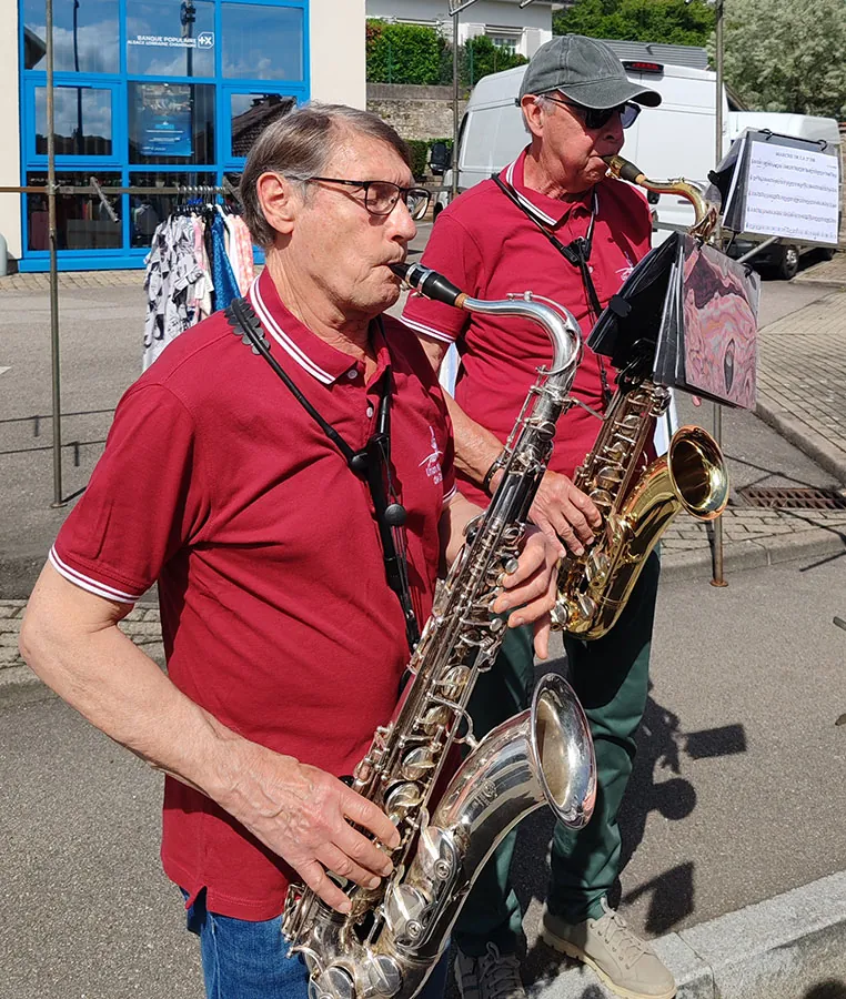 Duo saxophone — Foire aux beignets râpés à Golbey, 29 mai 2025