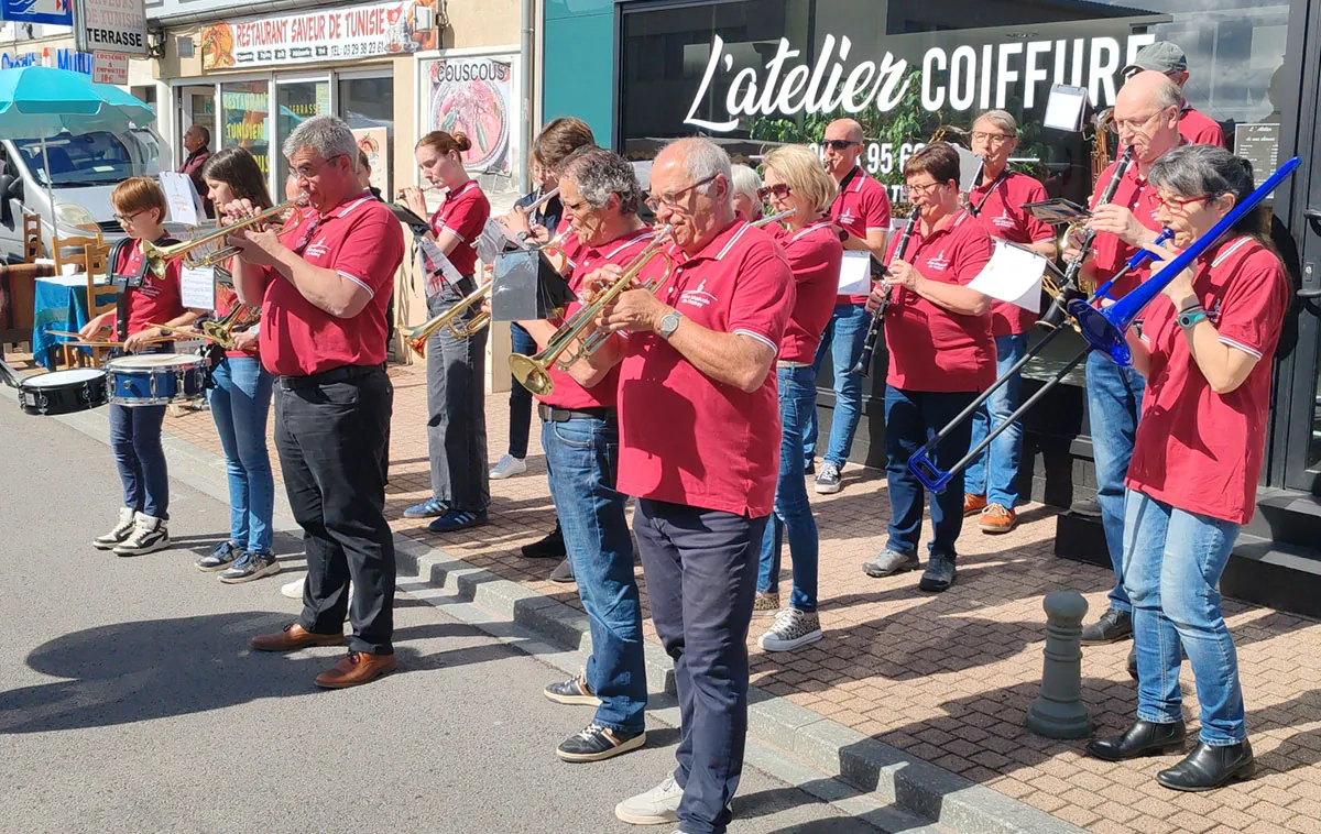 Groupe musique — Foire aux beignets râpés à Golbey, 29 mai 2025