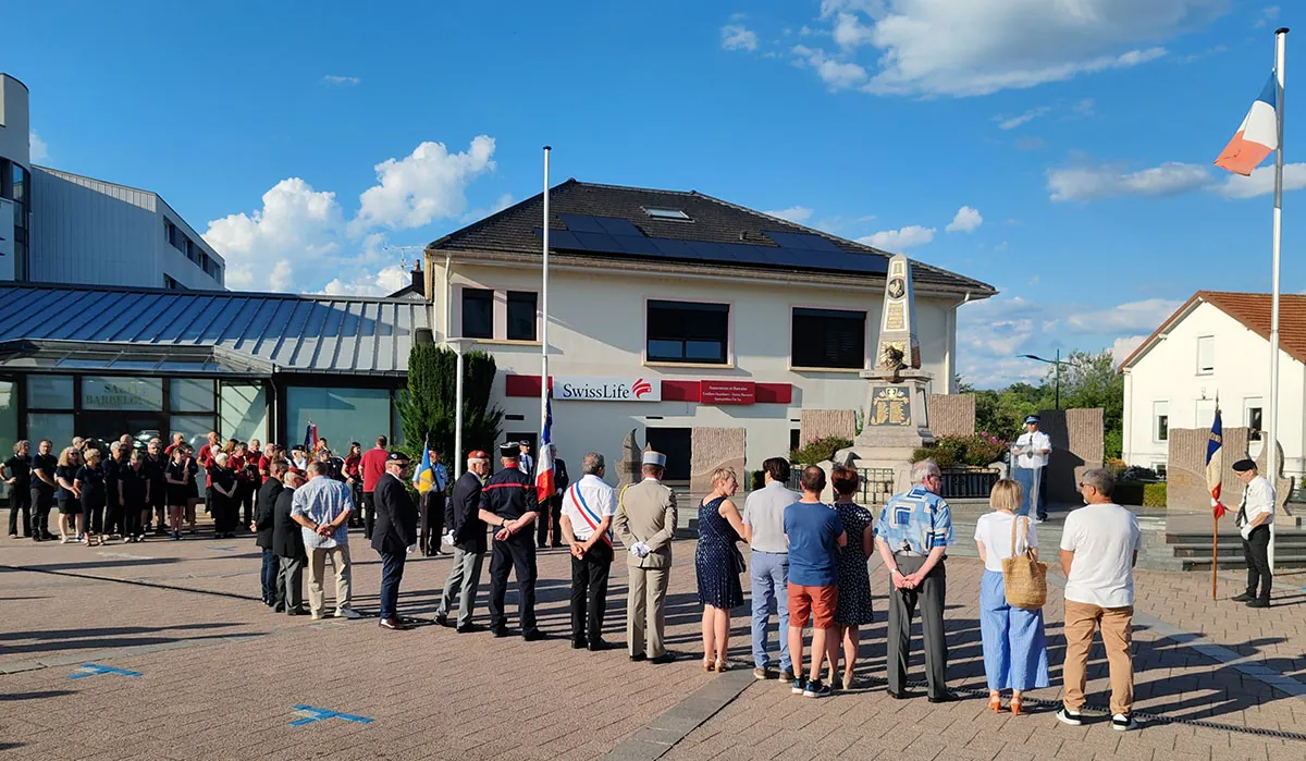 Élus et participants — cérémonie de la Fête nationale à Golbey, 13 juillet 2025