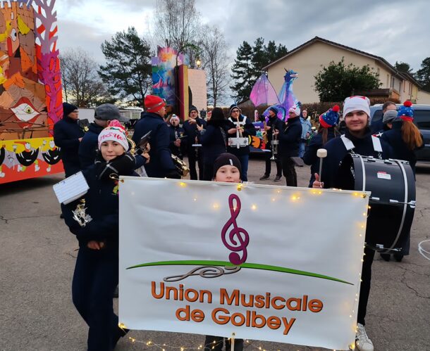 Défilé de Saint Nicolas 2024 à Golbey avec l'orchestre d'Harmonie de l'Union Musicale de Golbey