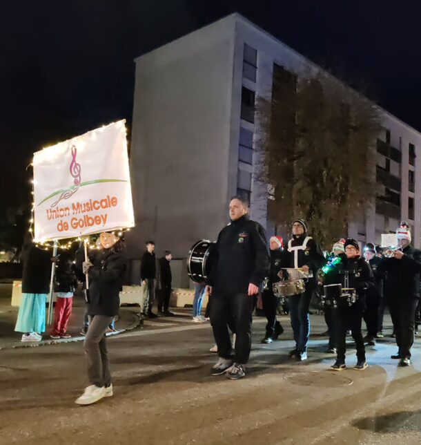 Défilé de Saint Nicolas 2024 à Golbey avec l'orchestre d'Harmonie de l'Union Musicale de Golbey