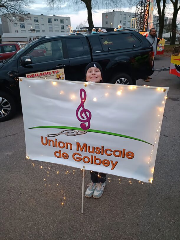 Défilé de Saint Nicolas 2024 à Golbey avec l'orchestre d'Harmonie de l'Union Musicale de Golbey