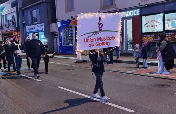 Défilé de Saint Nicolas 2024 à Golbey avec l'orchestre d'Harmonie de l'Union Musicale de Golbey