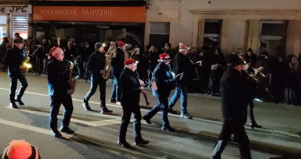 Défilé de Saint Nicolas 2024 à Golbey avec l'orchestre d'Harmonie de l'Union Musicale de Golbey