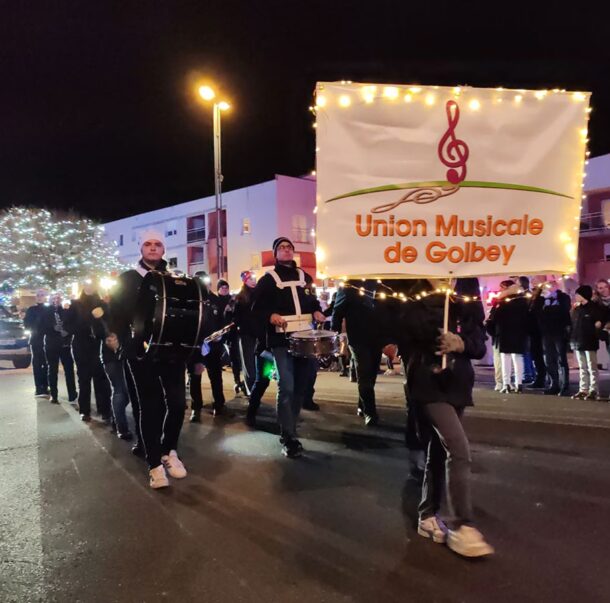 Défilé de Saint Nicolas 2024 à Golbey avec l'orchestre d'Harmonie de l'Union Musicale de Golbey